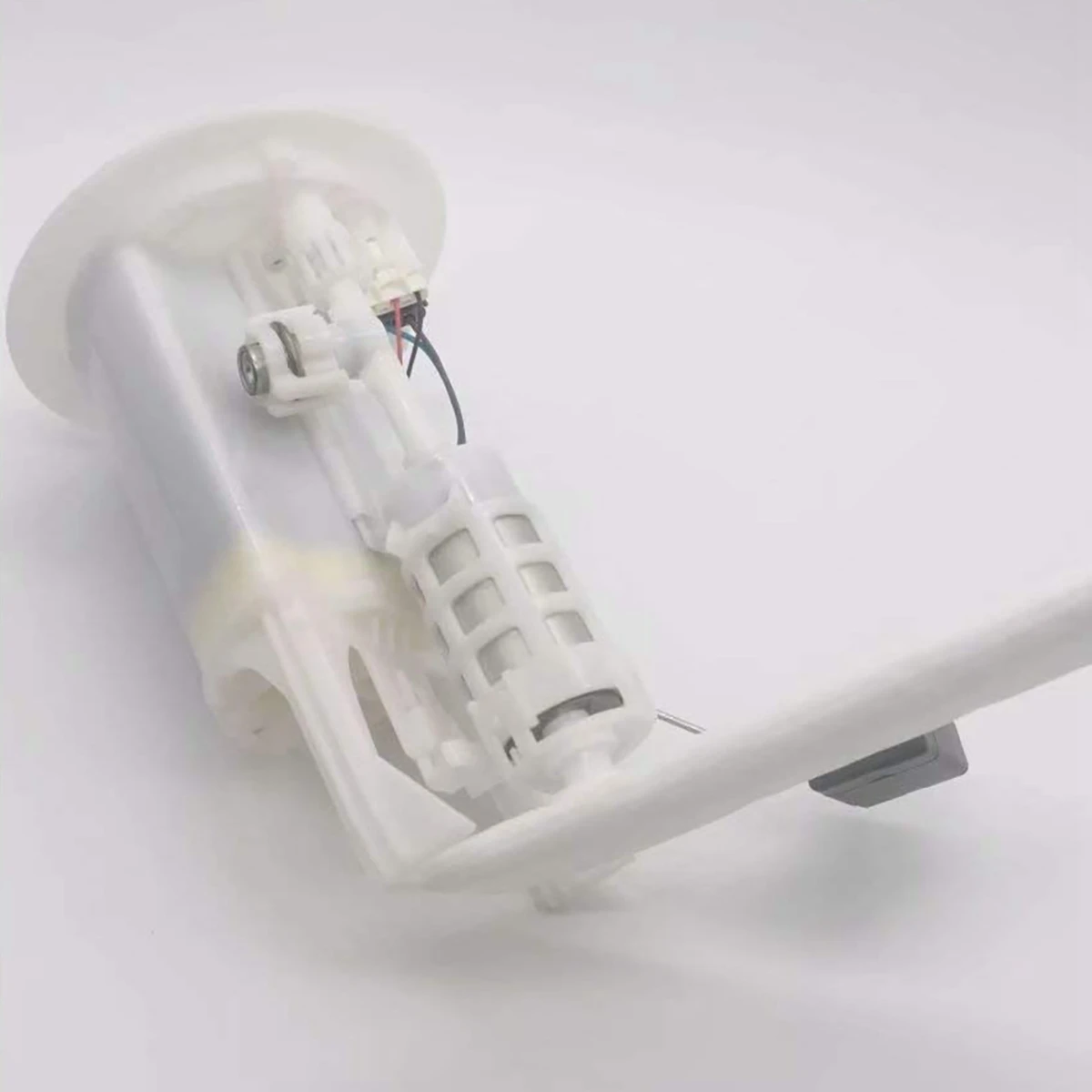 

Горячий электрический топливный насос в сборе, топливный фильтр, подходит для Toyota Vios 2014, 77020-0D180, электрический топливный насос в сборе, топливный фильтр, подходит для