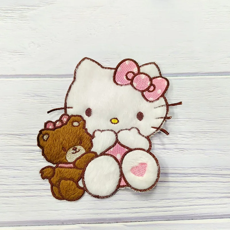Sanrio Hello Kitty Patch zum Aufbügeln, bestickt, für Kleidung, Cartoon-Anime-Patches für Kinderkleidung, Applikationen, Aufkleber