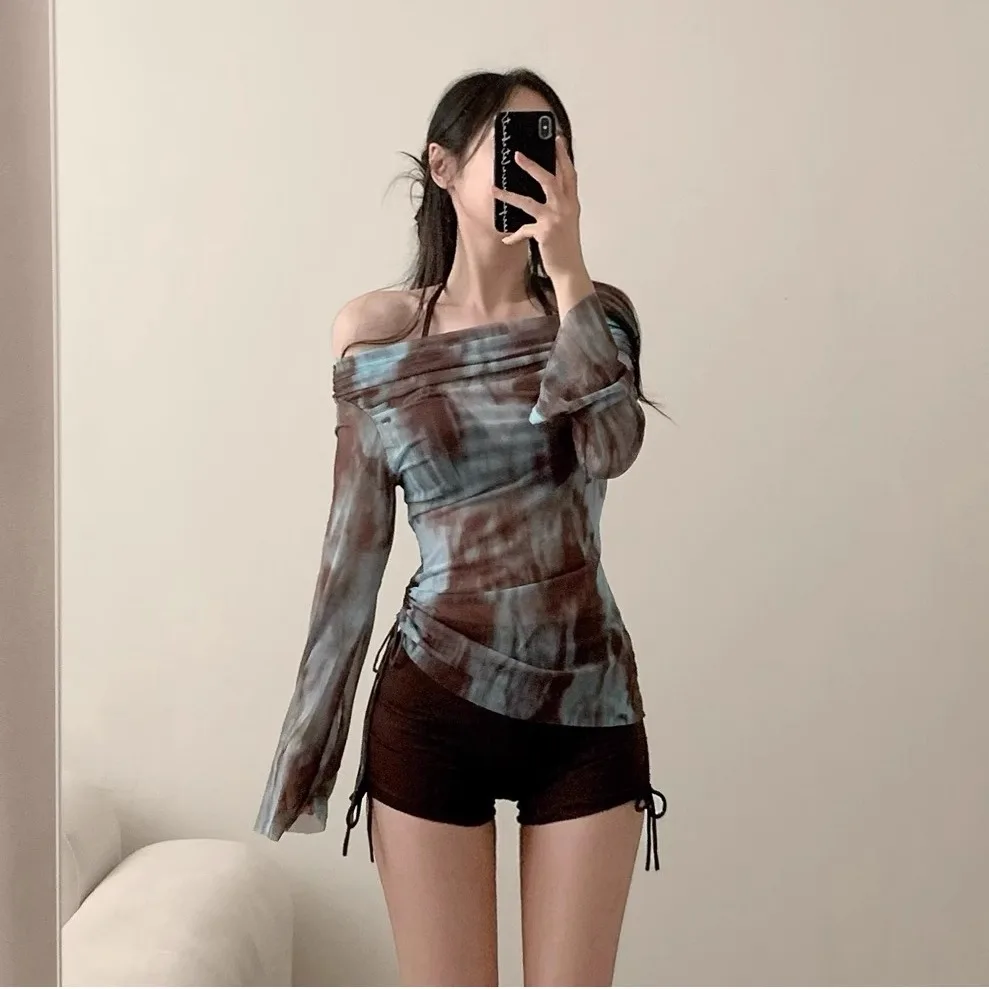 

Новый сексуальный ретро-купальник-бикини из двух частей для женщин, комплект для горячих источников и отпуска, с косточками и вкладышами для груди, модель 2026 года