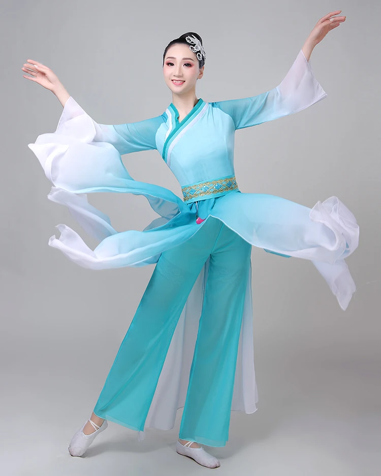 ชุดเต้นรำ Hanfu สีน้ำเงินใหม่ชุดเต้นรำสไตล์พัดผู้หญิงชุดเต้นรำสไตล์พื้นบ้านชุดเต้นรำสไตล์ชาวม้งชุดเต้นพื้นบ้านจีนสำหรับผู้หญิงสีฟ้า