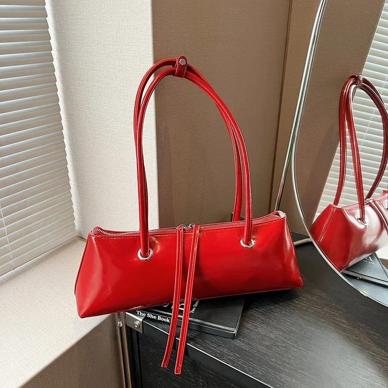 

High Quality Large Capacity PU Simple Solid Zipper Tote Bags for Women 2026 Hot Sale Fashion Classic Commute Style Shoulder Bags