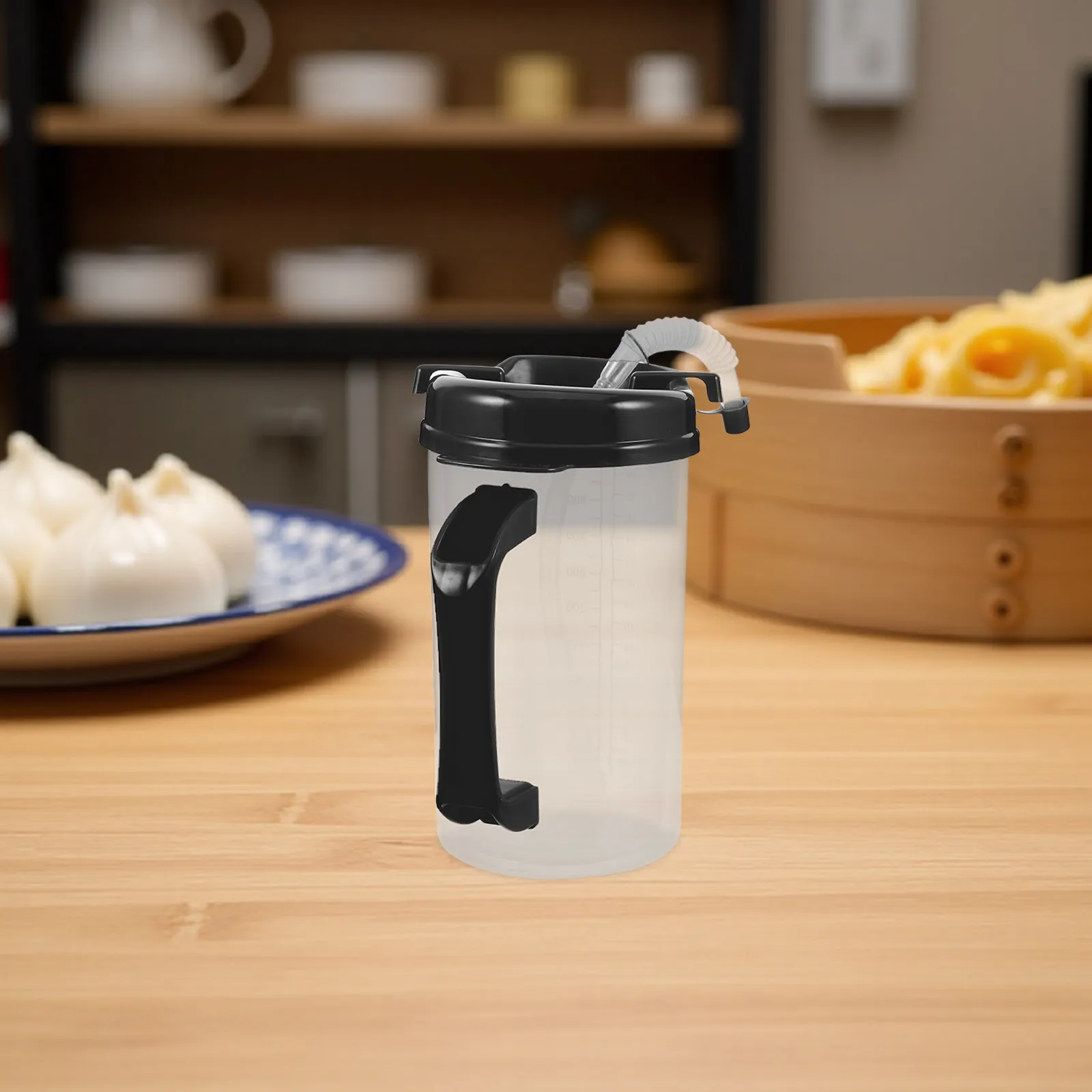 Spill Proof Adult Sippy Cup with Straw and Lid for Elderly Bedridden Patients Non Spill Hospital Nursing Cup Thermal Insulated