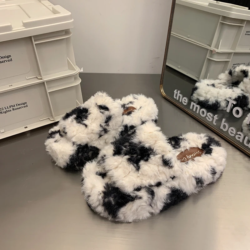 Niche-Zapatillas de piel con estampado de leopardo para mujer, pantuflas de Casa de interior a la moda, nueva colección, otoño e invierno, 2023