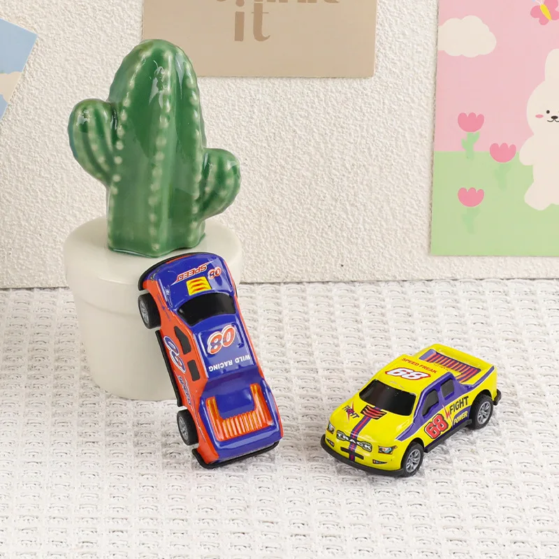 5 szt. Dziecięce Samochody Wyścigowe Zabawka Symulacja Mini Samochód Bezwładnościowy Kreatywny Samochód Sportowy z Napędem Pull Back Zabawki Metalowe Gry Biurkowe Prezent dla Chłopców