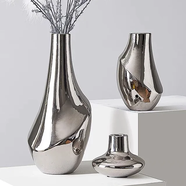 

Дизайнерские вазы для сада 2026: высококачественные декоративные роскошные фарфоровые вазы ручной работы для свадебных столов и современного декора