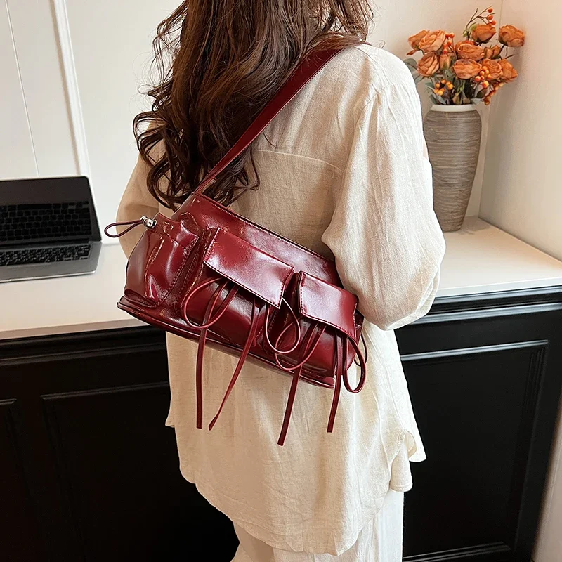 Y2K Korean Fashion Underarm Shoulder Bag Red Silver Female Bag Pu Leather Armpit Bag Chain Handbag Tote Clutch Bag High Capacity