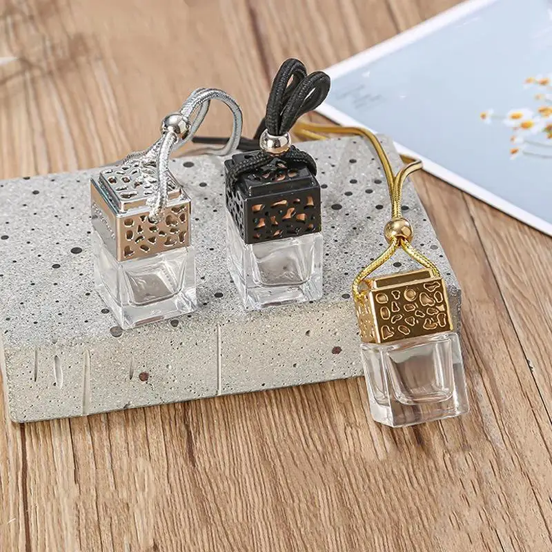 Empty Aesthetic Essential Diffuser Glass Bottle Car Rearview Mirror Hanging Decor Car Accessory for Women
