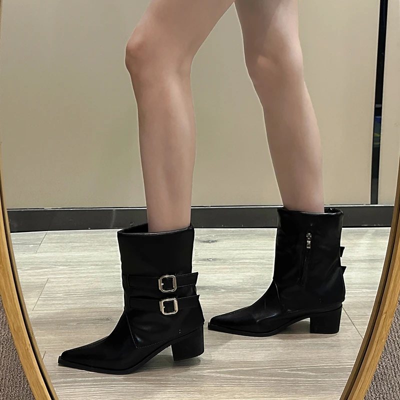 Botas femininas com zíper lateral, dedo apontado sexy, fivela de cinto, sapatos modernos para senhoras, marca de moda, 2024