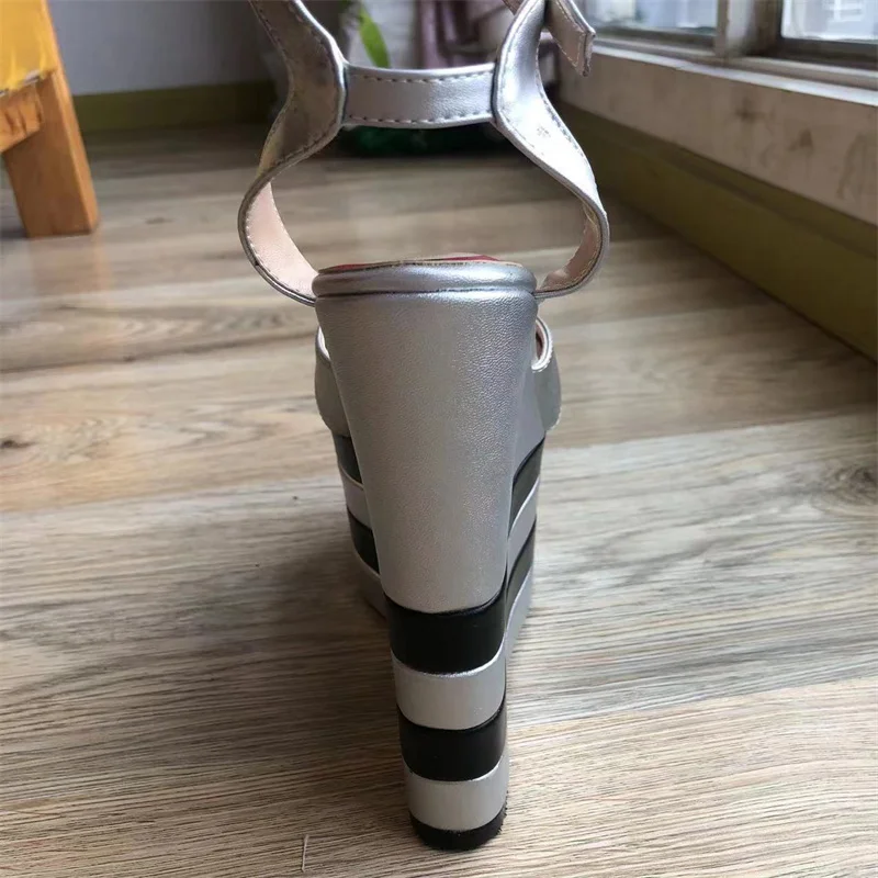 

Брендовый дизайн, пикантные летние женские сандалии на платформе с открытым носком, милая кожаная женская обувь на платформе для вечеринки, ночного клуба, подиума