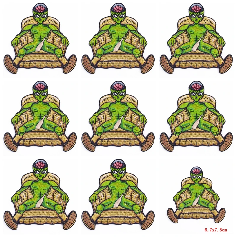 Parche bordado OVNI Alien - insignia táctica para mochila - imagen 5