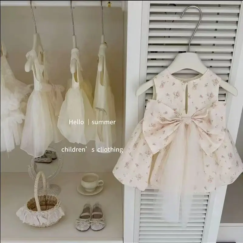 Elegant Runaway Princess Dress Floral Print Bow Sleeveless Top With Detachable Train Skirt for Little Girls for 2026 New