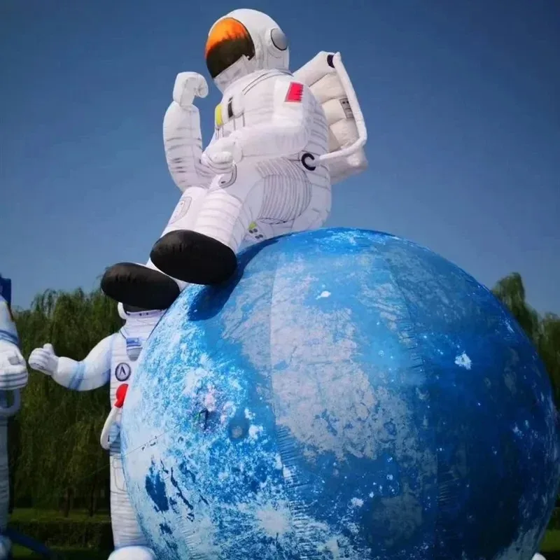 Suspended Inflatable Astronaut With LED Lights Advertising Spaceman Giant Space Man Cartoon Decoration For Outdoor Display Toys