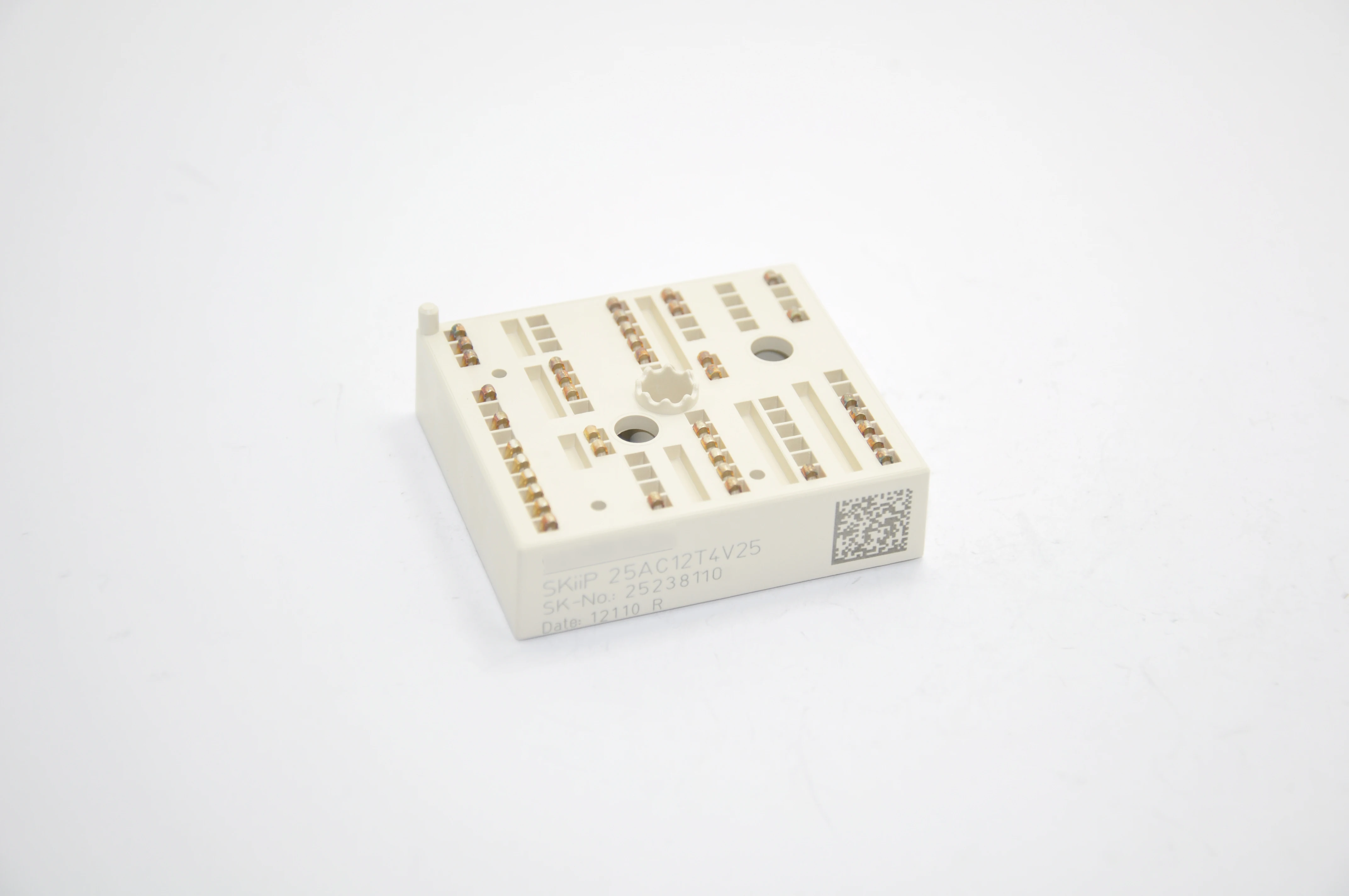 

SKIIP25AC12T4V25 NEW IGBT MODULE IN STOCK