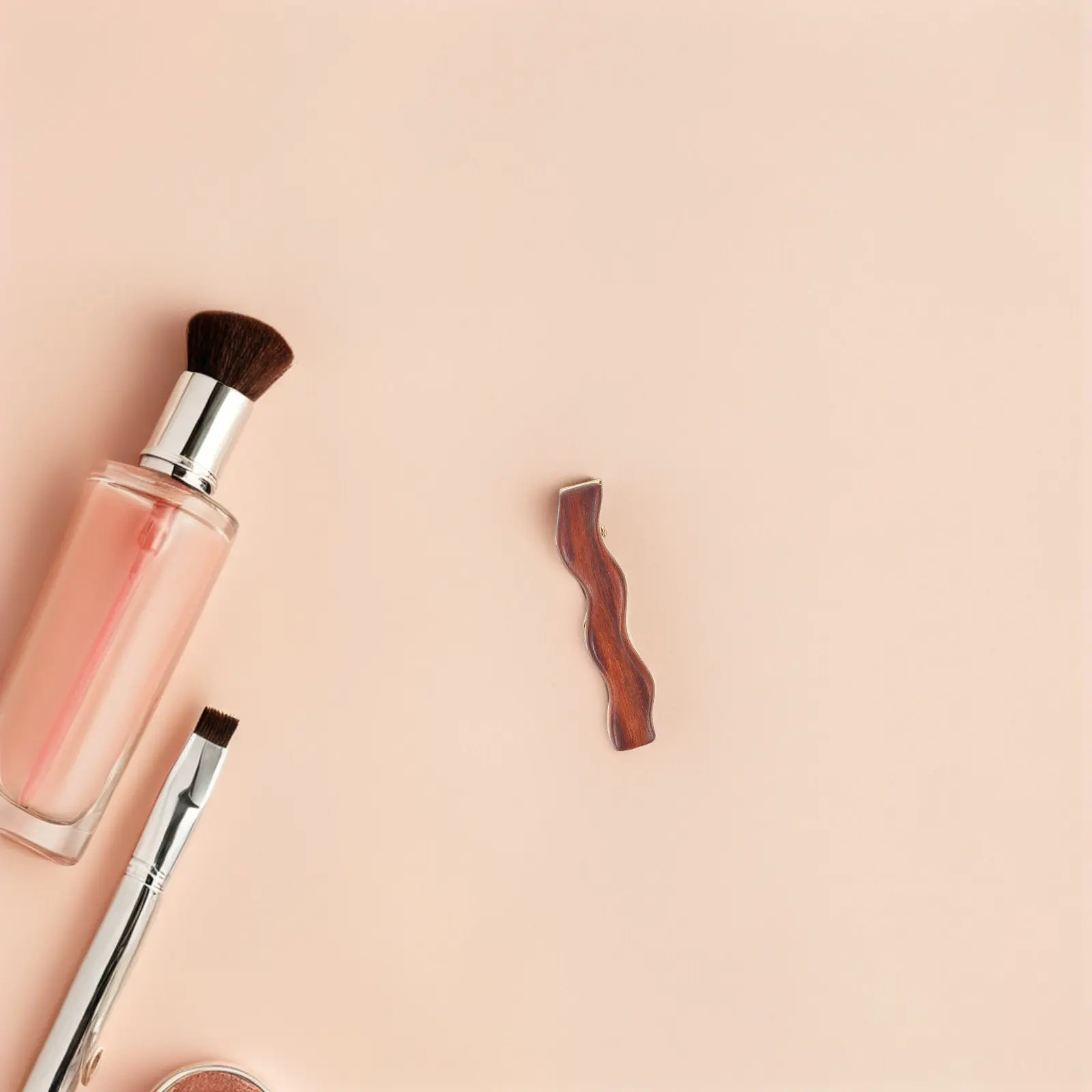 

3Pcs Small Wooden Hair Clips Duckbill Jaw Barrettes for Women Minimalist Flat Design Side Hair Styling Traditional Chinese