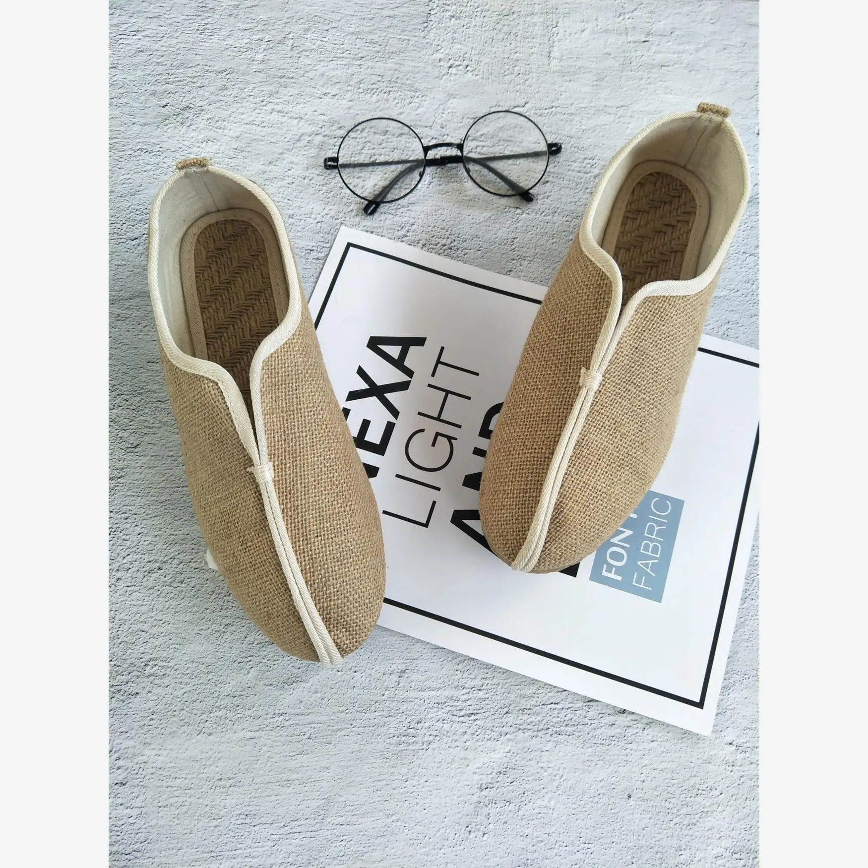

Men's Flax Low-Top Slip-On Zen Meditation Shoes Beijing Style Retro Cloth Shoes Breathable Comfortable Casual Shoes