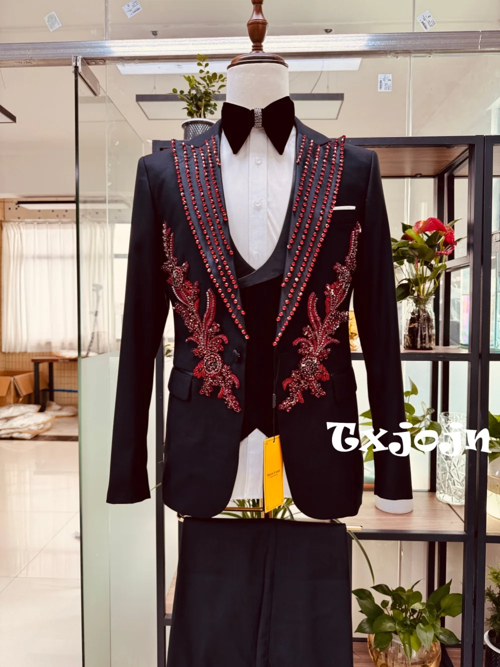 

New Men's Red Crystal Suit Set 3 Pieces Dancing Wear Classic Peak Lapel Suits For Wedding Handsome Slim Fit Tuxedo Party Wear