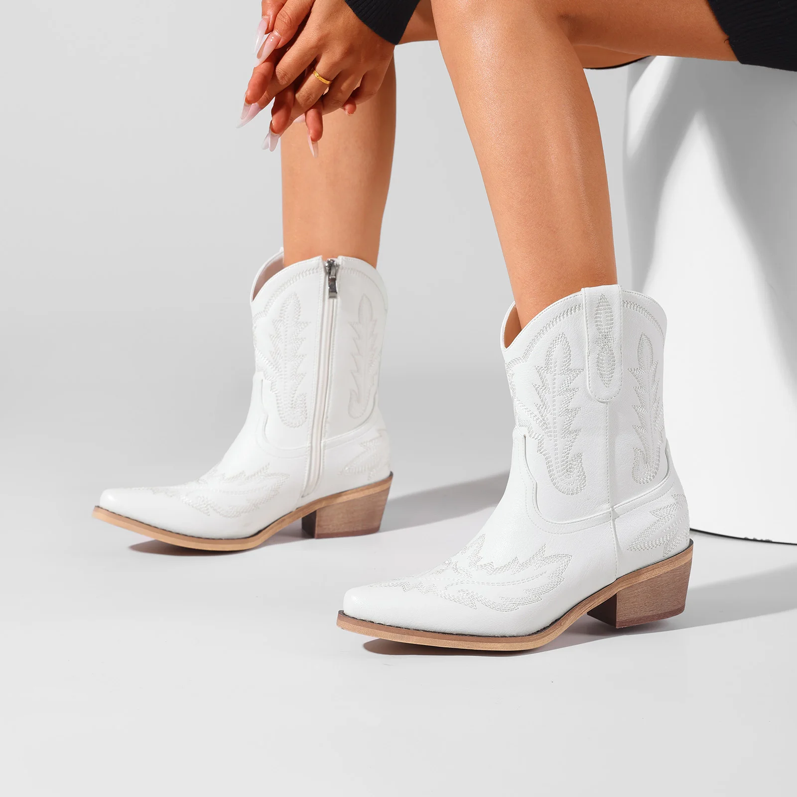 

Embroidered Western Booties for Women: Low Block Heel, Short Ankle Design – Perfect for Country Concerts & Disco Outfits