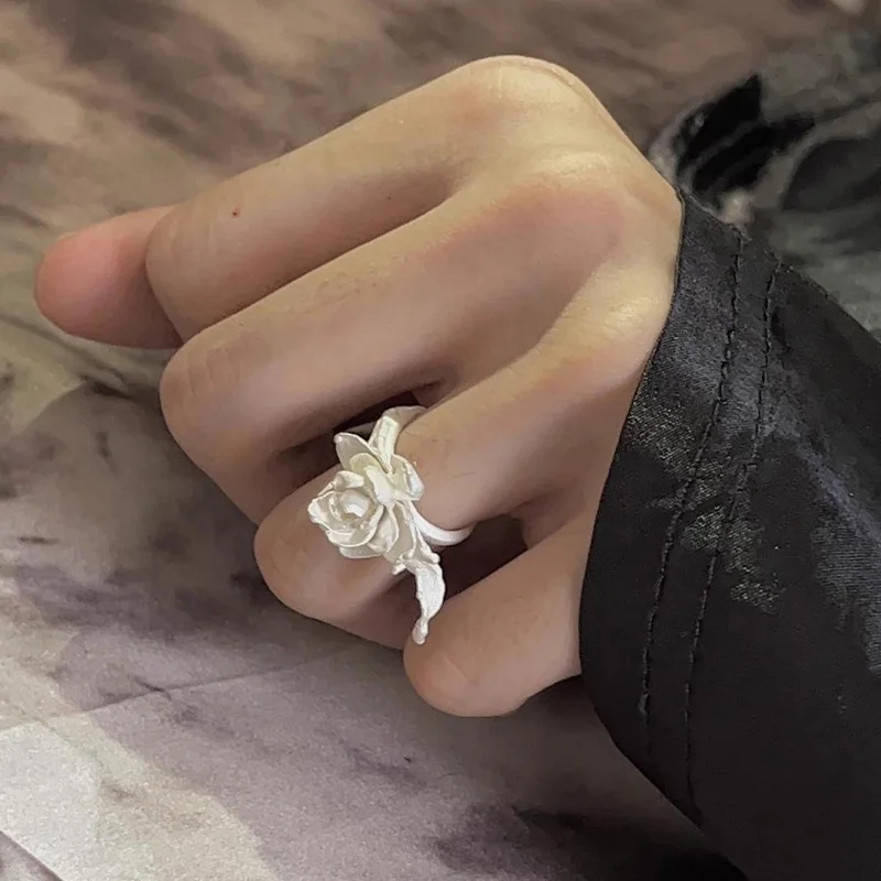 Fashion-Forward Flower Ring, Jewelry Accessories for Women, Unique Design, Hot Sale for Female Jewelry Buyers