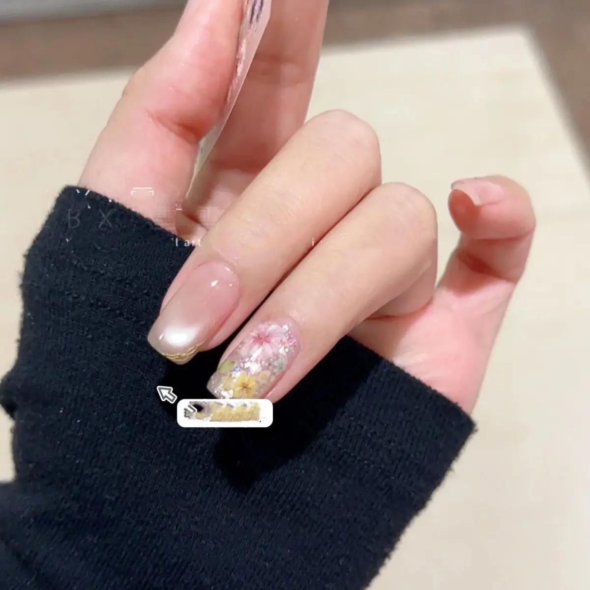 

3D Relief Realistic Dried Flower Nail Stickers Small Daisy French Chic Self Adhesive Decals for Manicure DIY