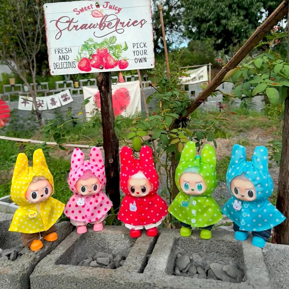 Cute Rainbow Raincoat 3.0 Labubu Accessories Doll Clothes Wave Point Animal Raincoat Doll Outfit