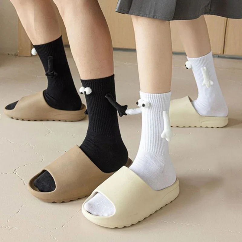 Epligg Mid Tube Socks With Magnet Creative Magnetic Suction Socks Cotton Toe Socks 3d Hand In Hand Club Couple Socks