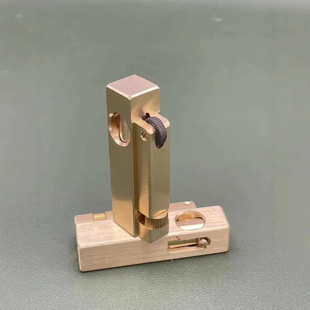 

Латунная керосиновая зажигалка ручной работы, персонализированная бронированная зажигалка в стиле ретро, элитный подарок для мужчин