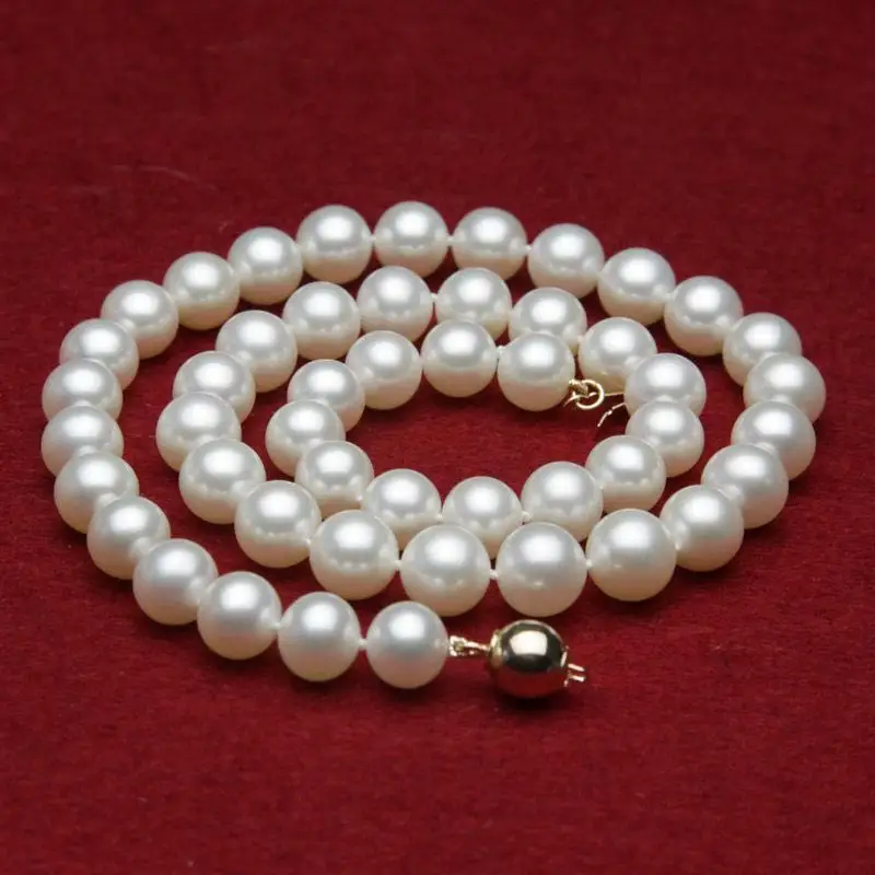 

AA+ 9-10mm white fresh water pearls necklace 18INCH