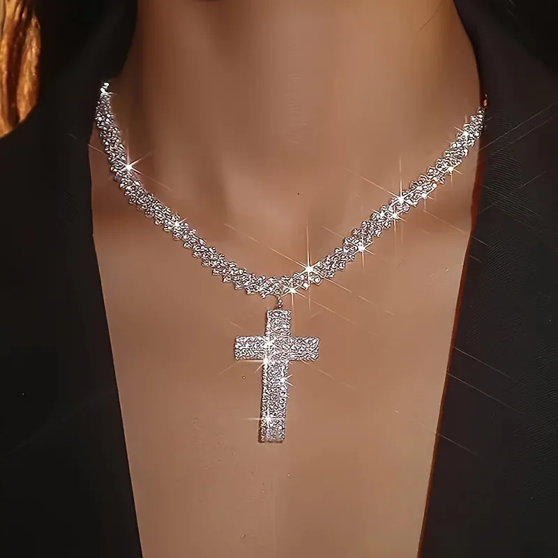 Exquisite Shining Zircon Crystal Cross Necklace For Women Hip Hop Trend Lucky Charm Jewelry Girls Gift