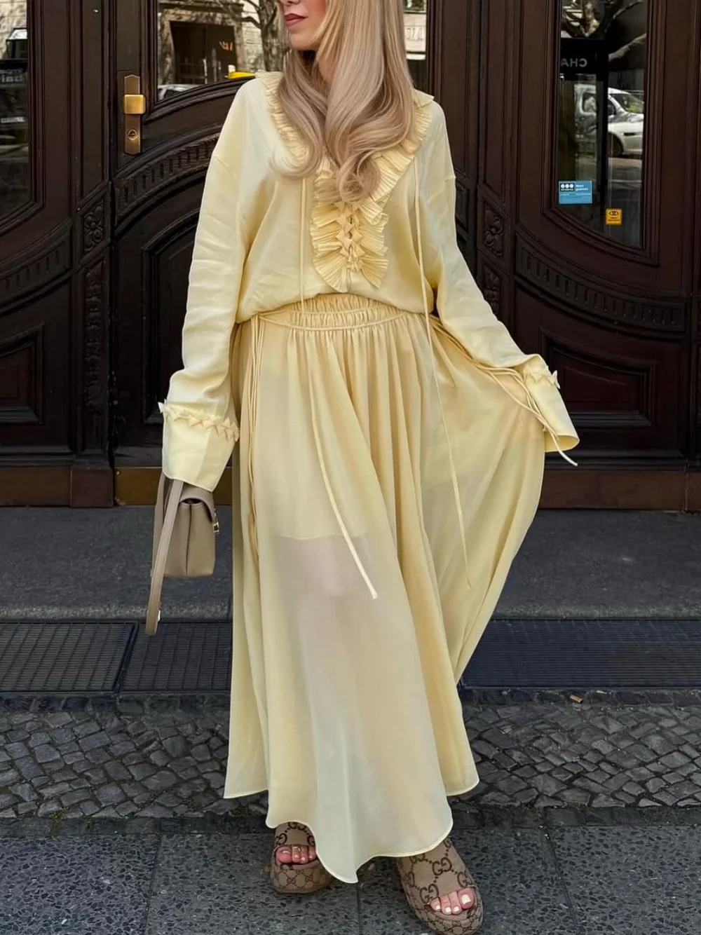

Fashion Women Yellow Chiffon Shirt Skirt Set Summer Tierred Decoration Lace-Up Shirts Zipper Pleated Long Skirt Outfits