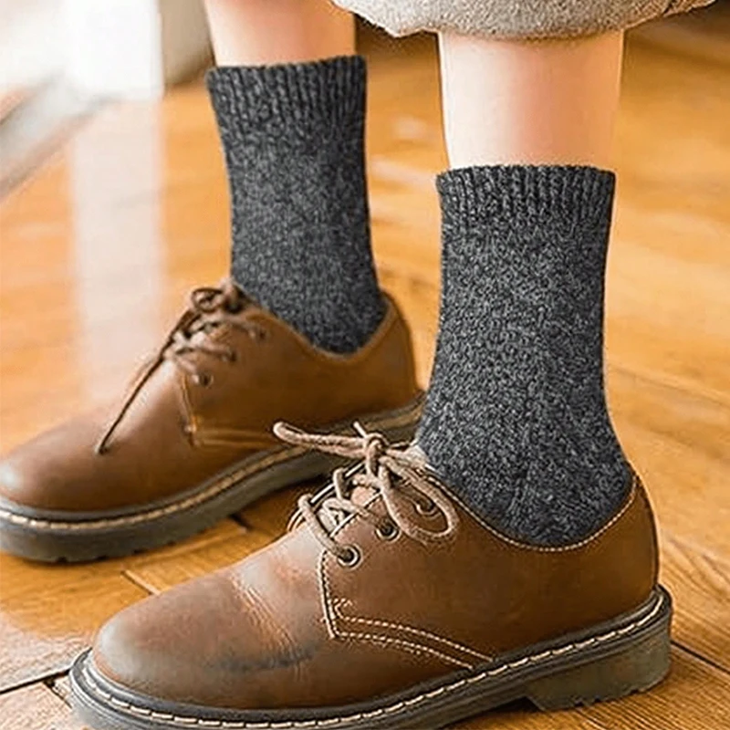5 Pairs Wool Socks Mens Thermal Hiking Socks Warm Winter Socks Soft Crew Socks Cotton Socks Against Cold