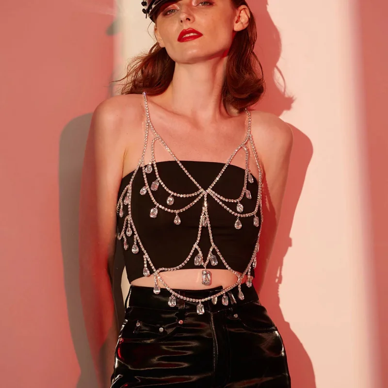 

Женское тело со стразами, кулон на грудь, модные сексуальные трусы-бикини, цепочка для тела, ночной клуб, день рождения, вечеринка, танец