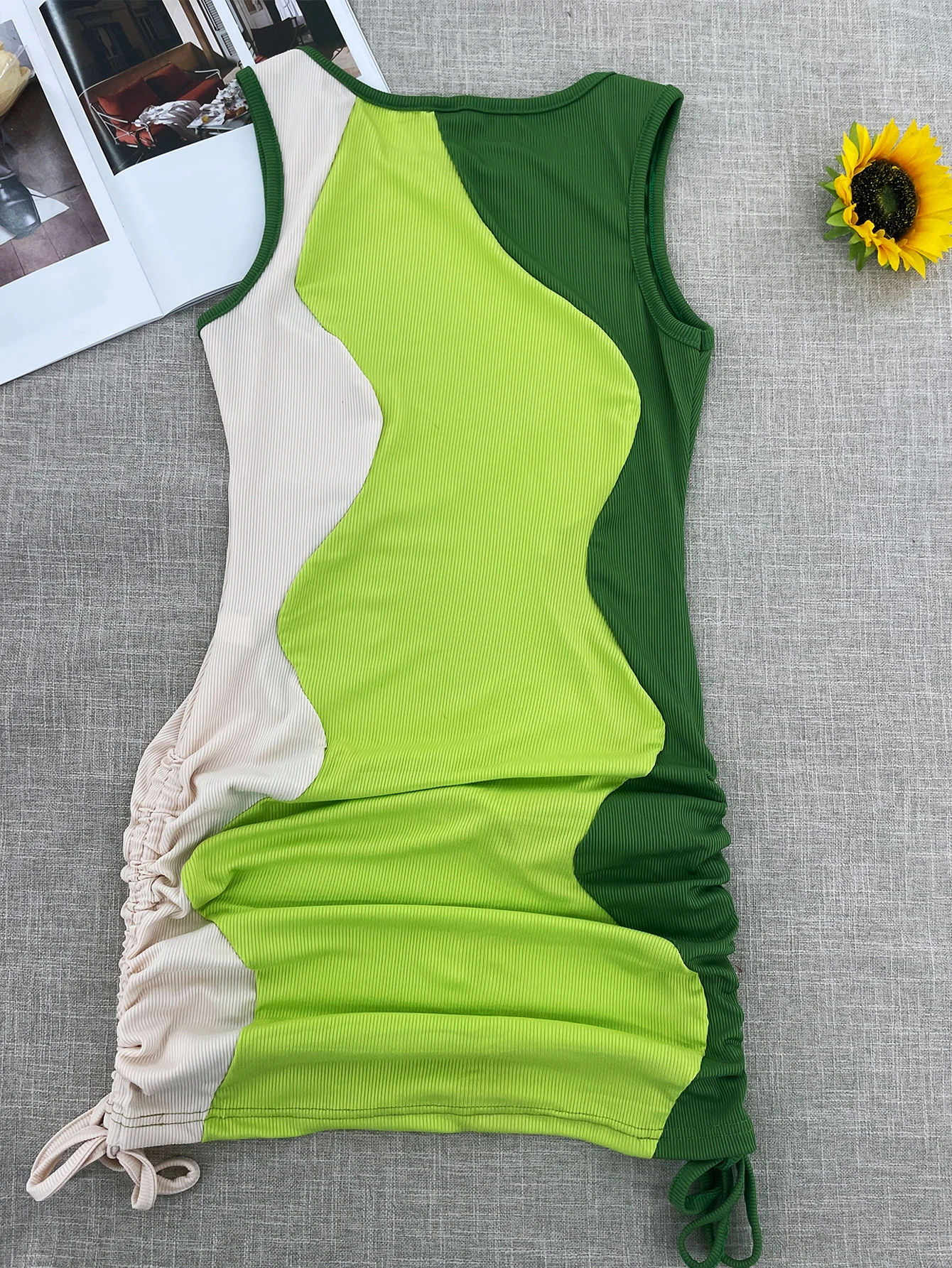 Elegancka damska sukienka plażowa ze sznurkiem Patchwork Green Bodycon 2024 Summer Slim Sleeveless Sexy Dresses Chic Y2k Clothes