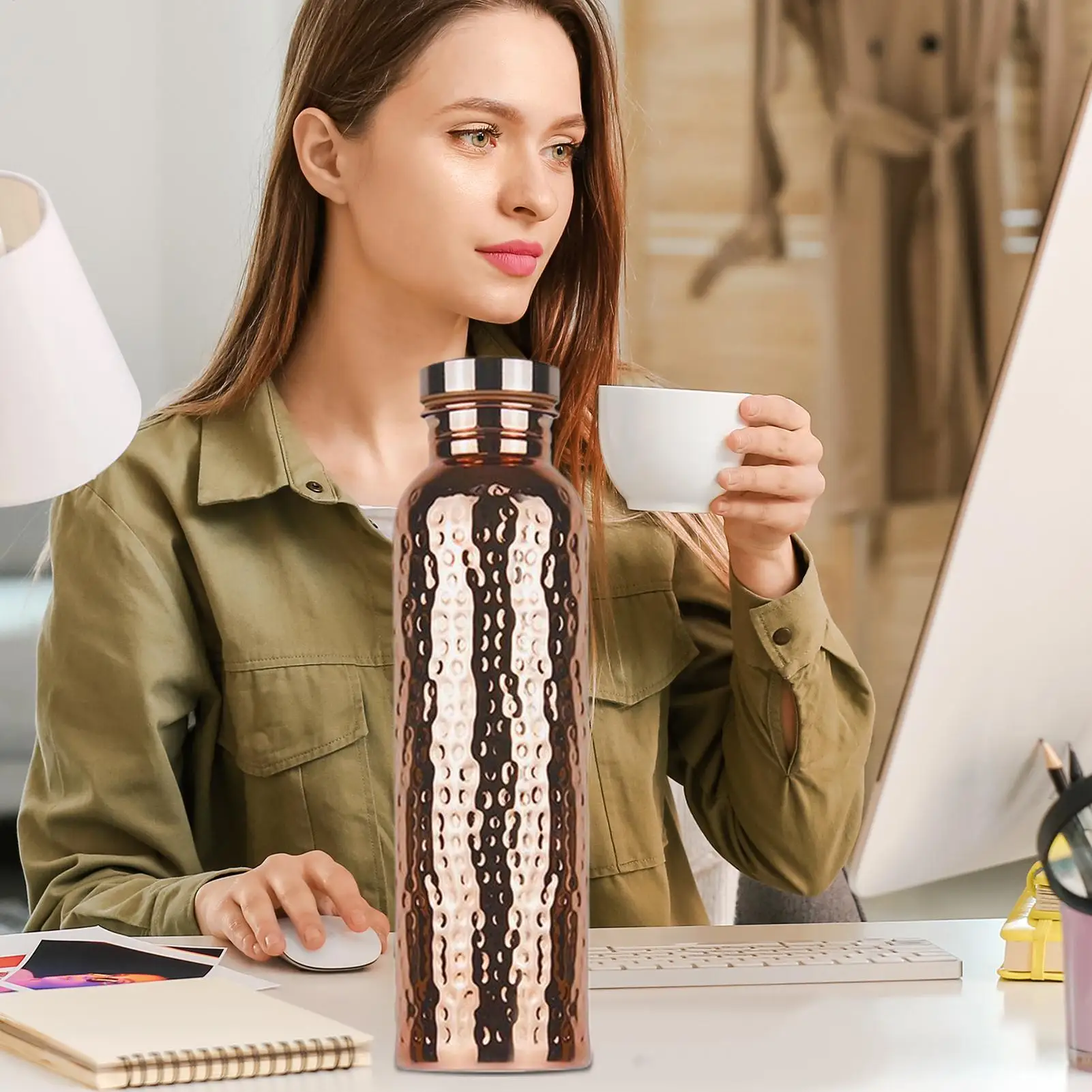 800ML Copper Water Bottle​ Anti-Slip Silicone Base​ ​Thermal Insulation ​Leakproof Sports Bottle​ ​One-Click Open Lid​