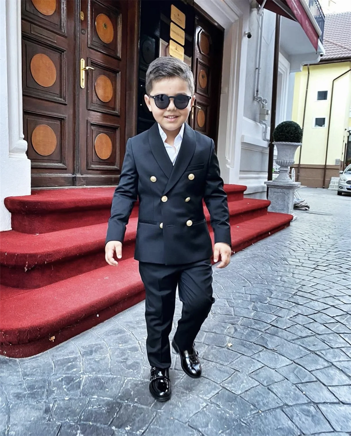 Handsome Black Boys Suit Double Breasted Wedding Tuxedos Kids Blazer Pants 2 Piece Children Birthday Party Suits Fashion Clothes