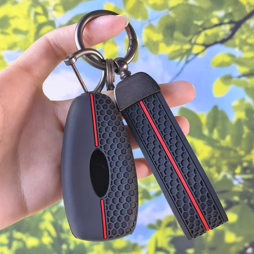 Non‑Slip Honeycomb Silicone Key Fob Case With Keychain for Ford ST‑Line Fiesta Focus Mondeo Ecosport Kuga Puma Edge Escape