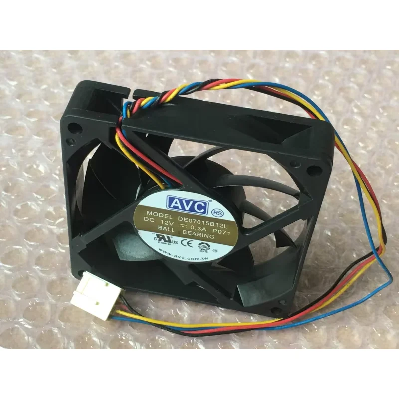 AVC DE07015B12L P071 DC 12V 0.3A 70x70x15mm 4-Wire Server Cooling Fan