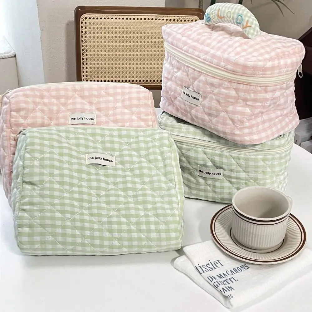 Cute Large Capacity Makeup Bag Quilted Cotton Plaid Cosmetic Storage Bag Soft Portable Makeup Pouch Bathroom