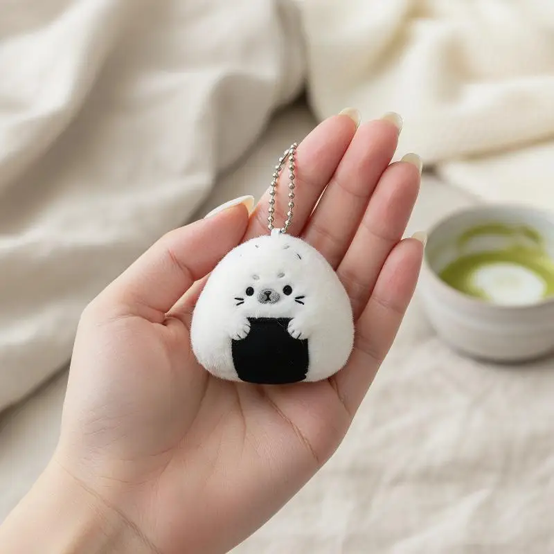 1/2PCS Sushi Seal, Colgante de Peluche para Bolsa, Llavero de Peluche Kawaii de Squalo con Arroz y Vegetales, Colgante Suave de Pingüino, Regalos