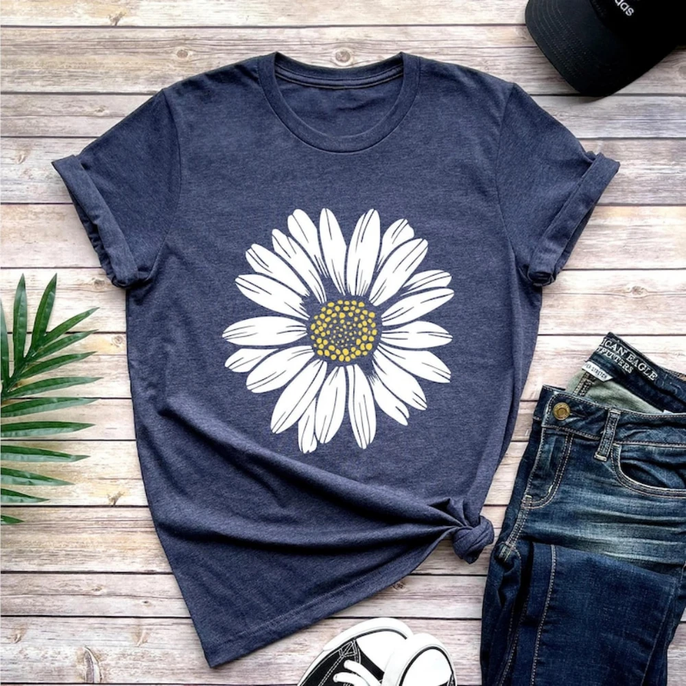 Daisy Wildflower Shirt Floral Gift Birth Month Flower Gift for Sister Summer Tops Daisy Women Shirt Flower Tee Short Sleeve