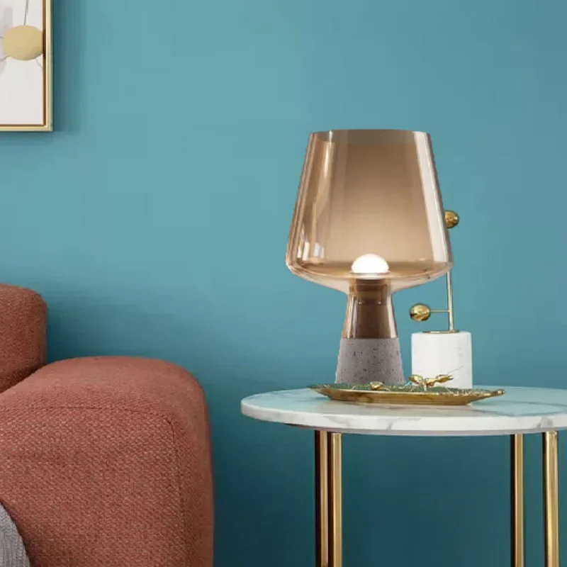 Simple glass desk lamp