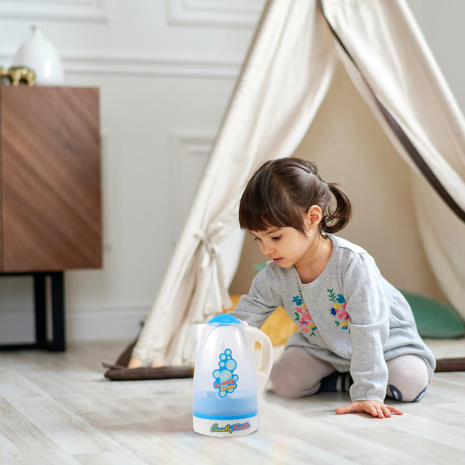 

1 шт. Электрический музыкальный чайник-игрушка, имитация бытовой техники, светящийся, пластиковый, развивающий, для детей, забавное украшение для рабочего стола, для ролевых игр