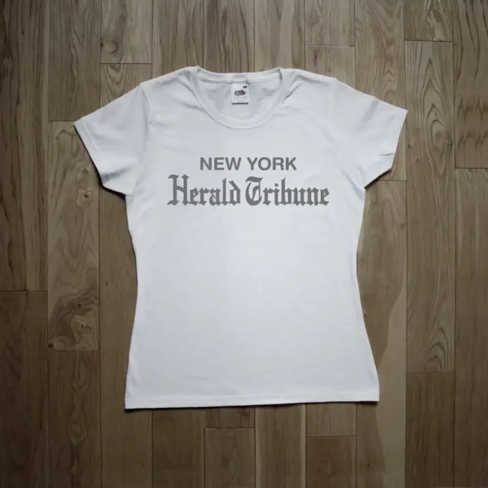 T Shirt Herald Tribune Jean Seberg Breathless 1960 Gray