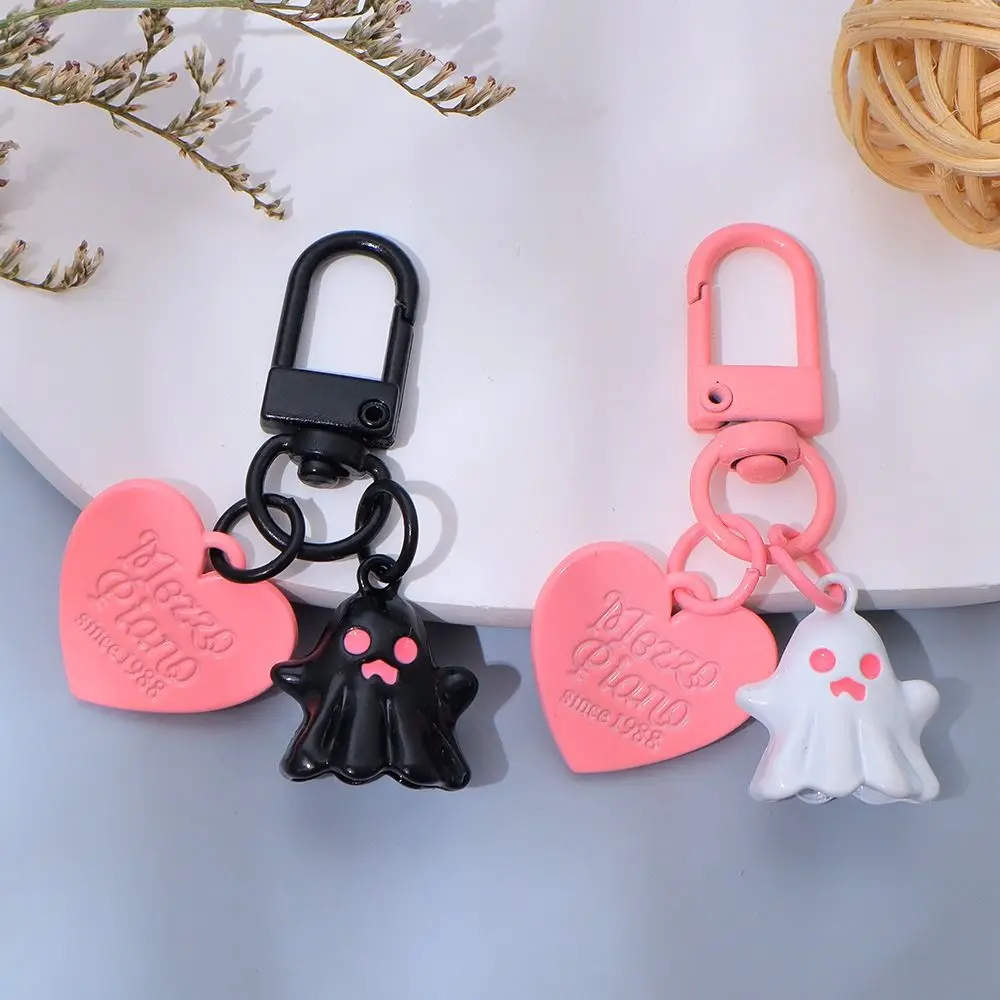 

3 шт., модный мультяшный брелок с призраком на Хэллоуин, сердце, милый забавный ремешок для телефона, сумка, подвесные украшения, автомобильный брелок, декор для ключей