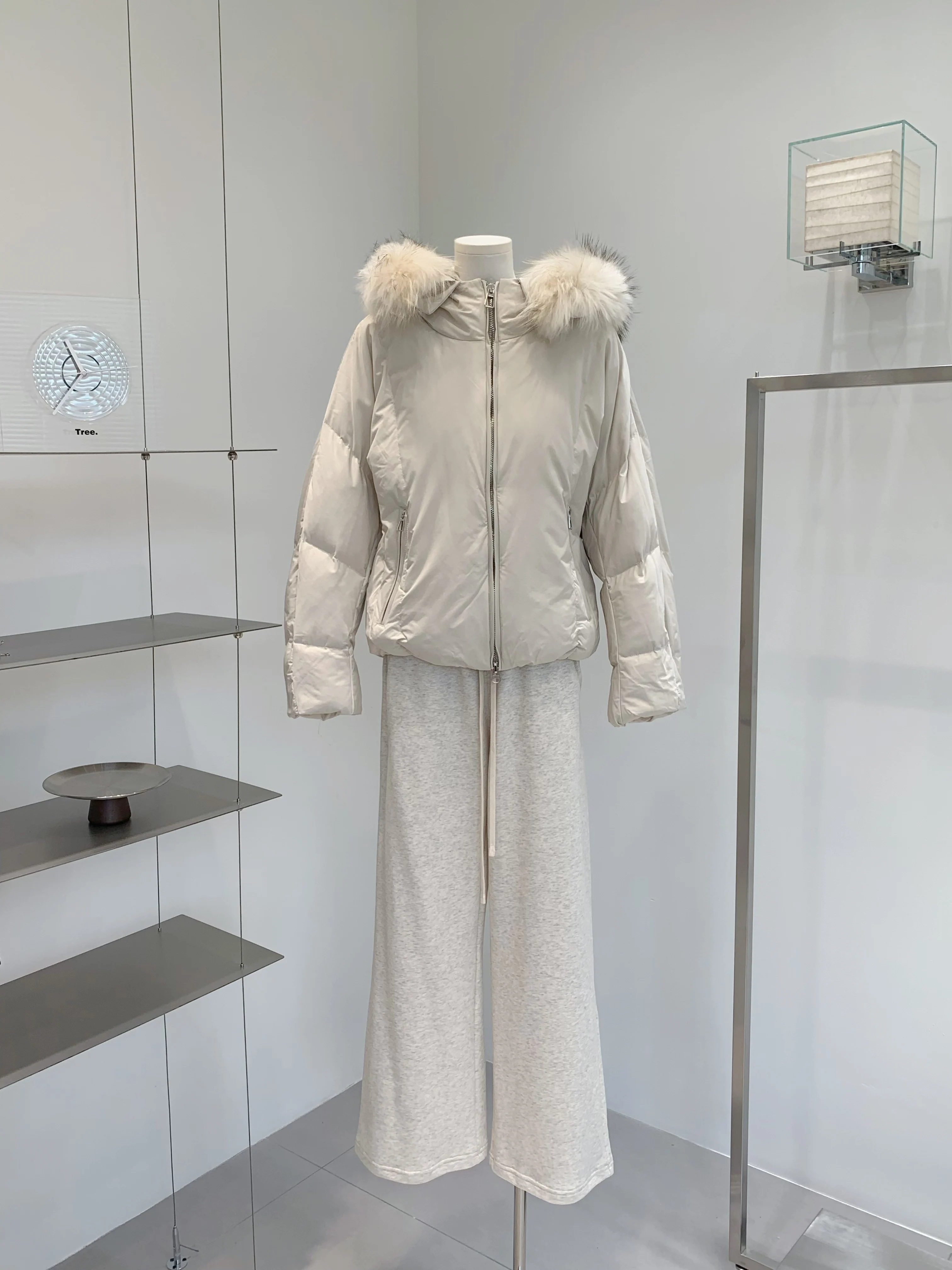 

Women's Autumn Winter Faux Fur Trim Hooded Long Sleeve Slim White Duck Down Jacket Lady Thick Warm Short Down Outwear