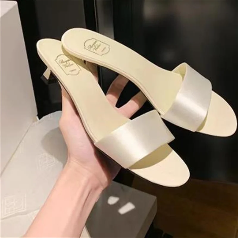 Silk Shoes for Ladies Round Toes Mid Heels Female Slippers Sewing Lines Chassure Femme Solid Womens PU Leather Zapatos De Mujer