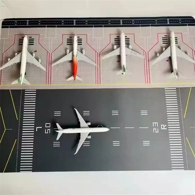 1:400 podkładka pod pas startowy lotniska dla B787/AirbusA350 lotnictwo samolot pozycje parkowania na fartuchu podkładka pod mysz scena lotniskowa