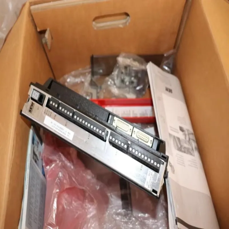 

Новый специализированный контроллер Eurodrive Frequency MDX61B00085A34OT DEH11B 075kVA 08277354, оригинальная упаковка