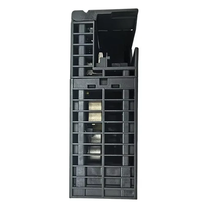 Controller industriali e dedicati Modulo controller dedicato con 16 I/O 240 V 1 anno di garanzia per la programmazione PLC