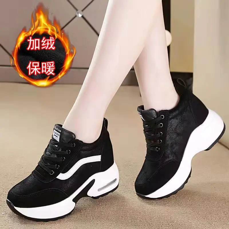 2024 Kobiety Wiosna Casual Platform Shoes Fashion High Heels Wedges Sneakers Shoes 8 CM Height Increasing Outdoor White Shoes