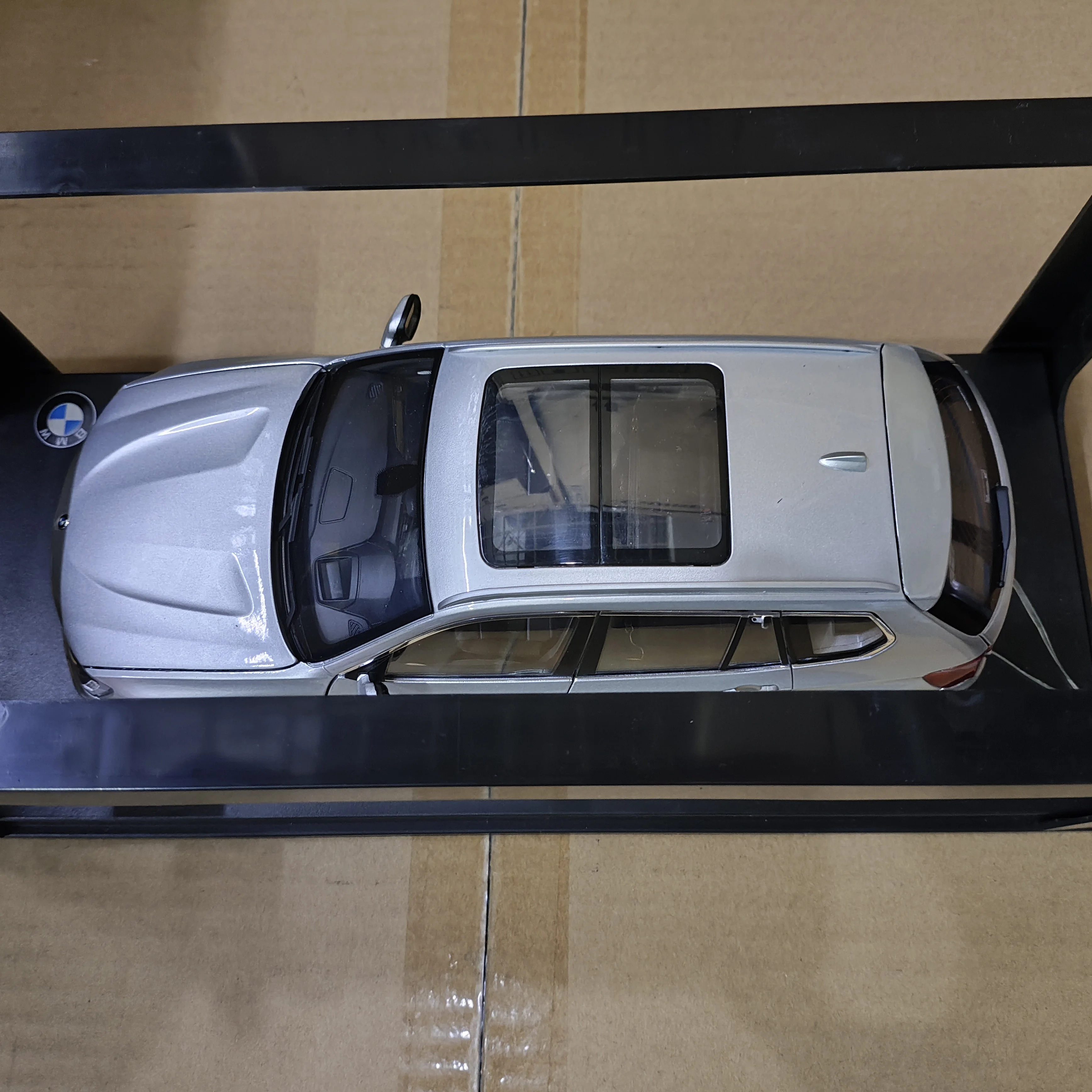 Die Casting 1:18 Scale 2011/12/13/14 BMW X3 4.2i Simulated Alloy